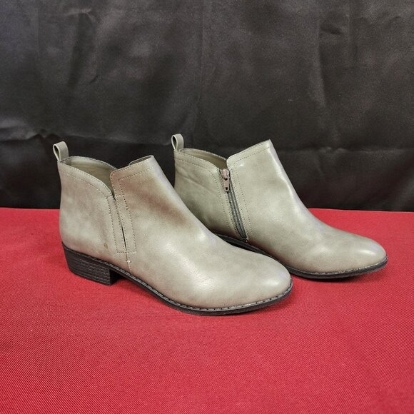 Women's Ankle Booties Leather Cadee Grey Size 11 M - Picture 1 of 13